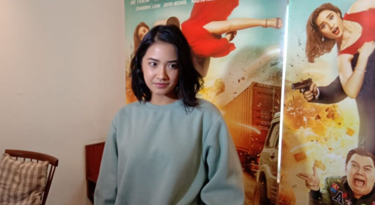 Nadya Arina Bawa Pulang Pisau Dan Talenan ,Demi Film Rahasia!