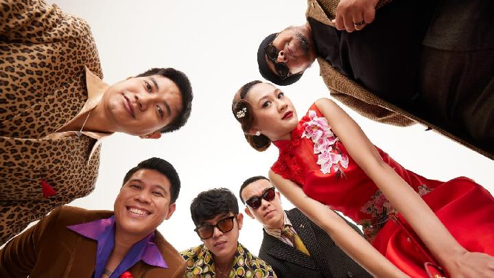 Konser Perdana Laleilmanino 2025: 11 Tahun Berkarya, 18 Kolaborator Hadir di Istora Senayan